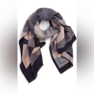 Leith Geometric Pattern Scarf - Gray, Black, Cream